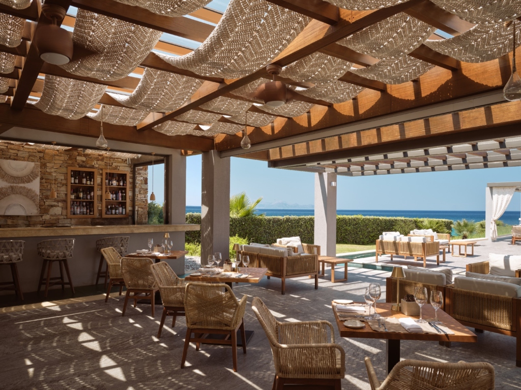 Ostria All Day Restaurant bar