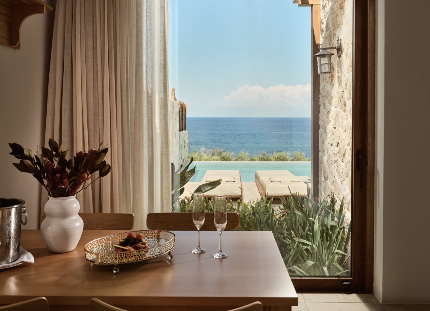 PREMIUM ONE BEDROOM SEA VIEW POOL VILLA6-min