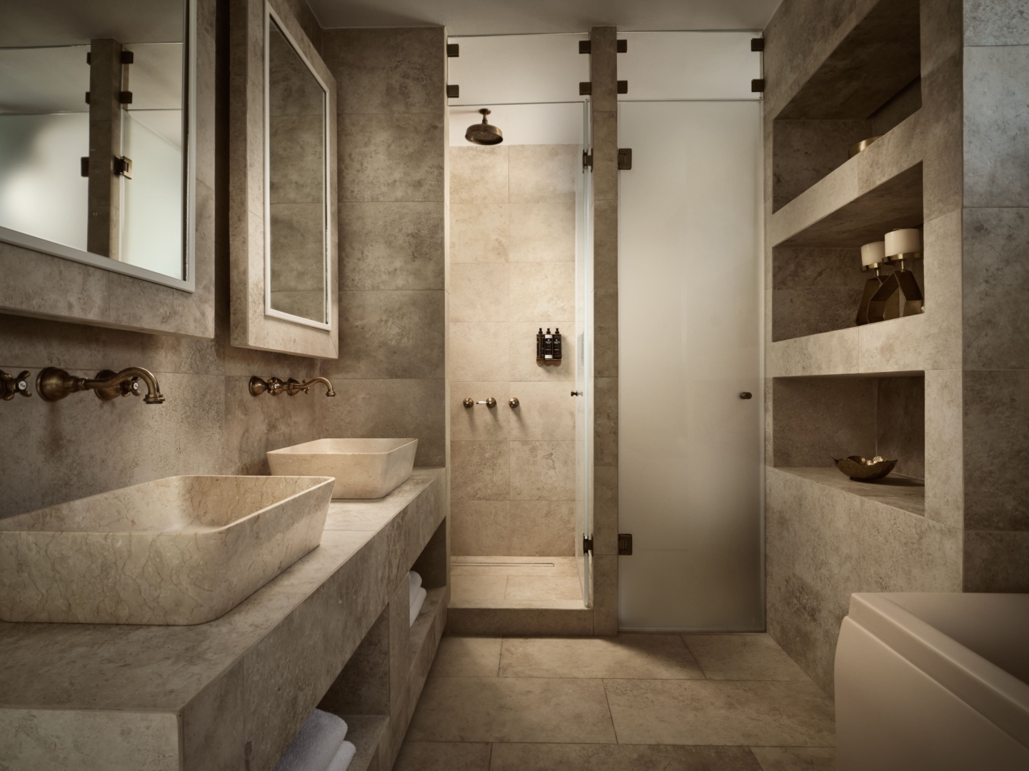 SPA SEA VIEW JETTED TUB SUITE4-min