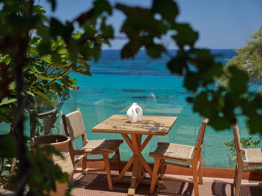 Kyma Beach Bar