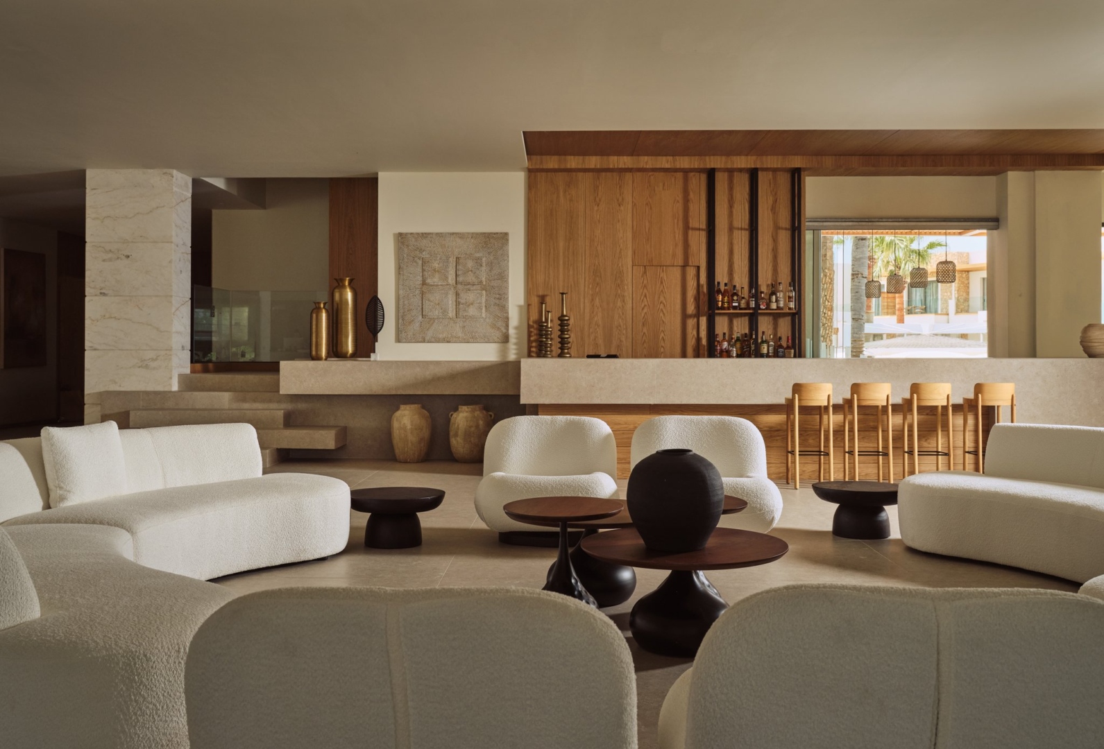 013 (11)